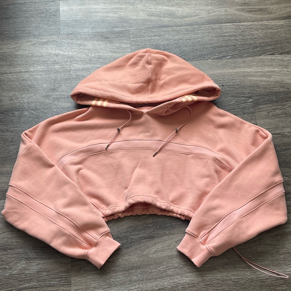 IVY PARK RODEO SHRUG